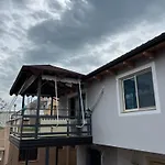 Apartment 040