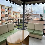 Apartment 040